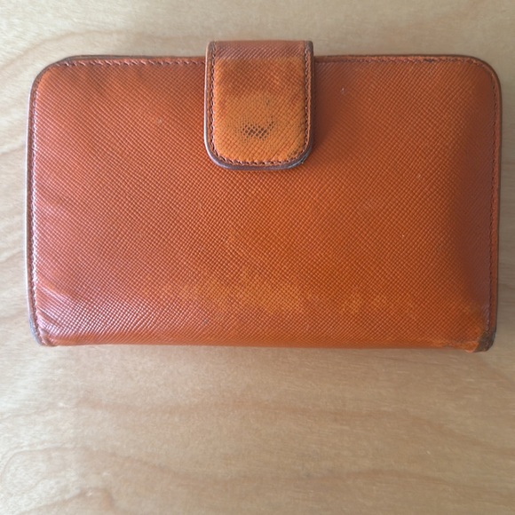 Prada orange leather wallet: authentic and functional, with box! - Picture 2 of 4
